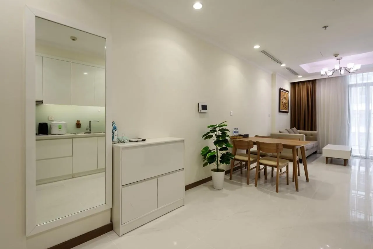 Can Ho Cho Thue O Vinhomes Central Park Ho Či Minovo Město Apartmán