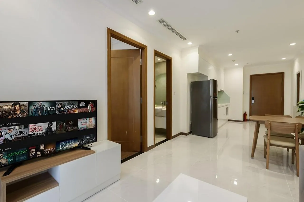 Can Ho Cho Thue O Vinhomes Central Park ホーチミン市 0*,  ベトナム